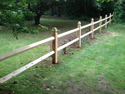 work photo from coastalfencemaine.com