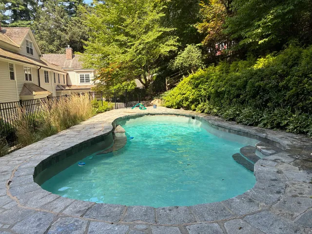 Eagleview Pool Care work photo