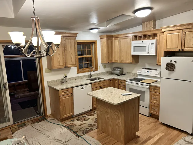 work photo from whiteconstructionnh.com