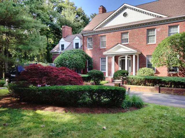 Norfolk R Landscaping Inc work photo