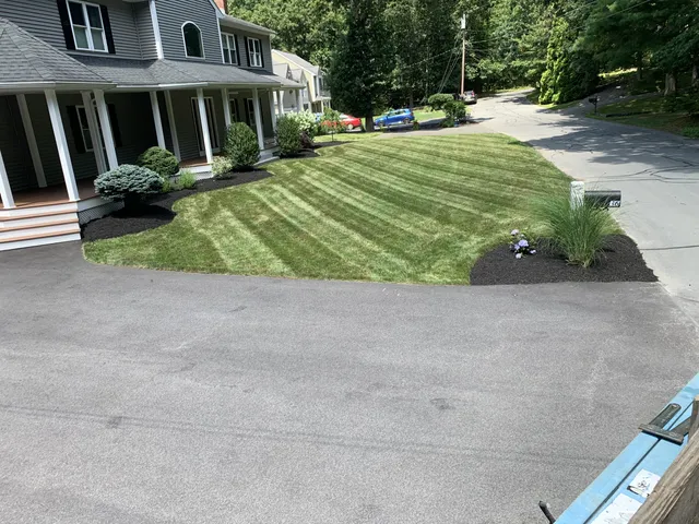 work photo from hglandscapingri.com