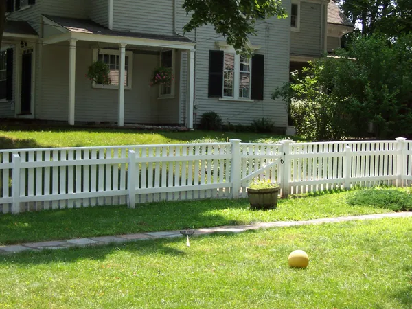 work photo from stewartfence.com