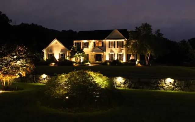 work photo from outdoorlightingdesign.com