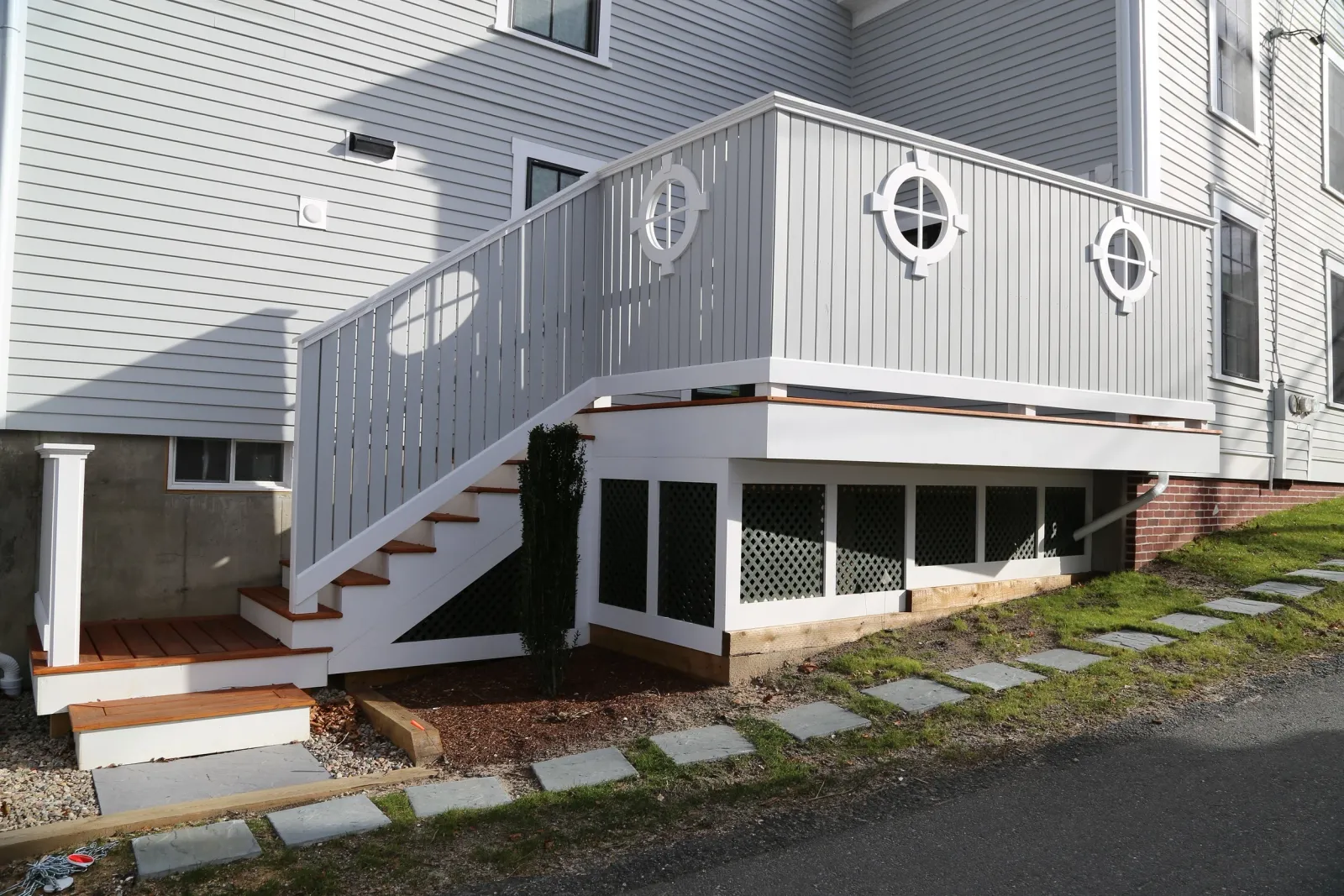 Shea Side Deck 0375.JPG