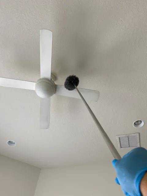 work photo from goldencleaningservice.net