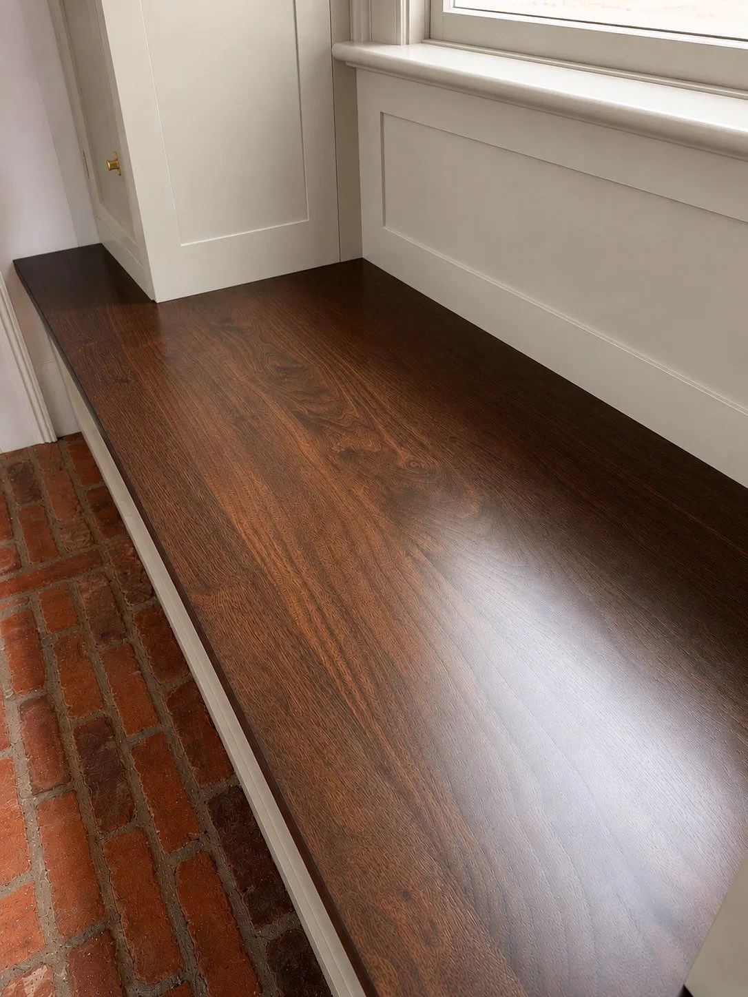 Finishing Touch Painting & Refinishing