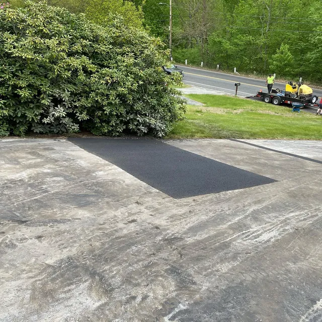 work photo from dmgtruckingpaving.com