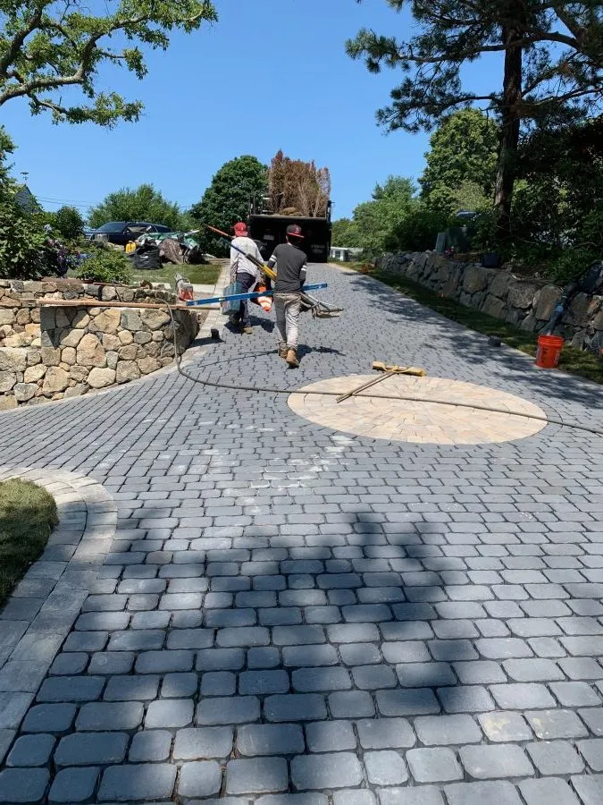 work photo from ronyslandscapinginc.com