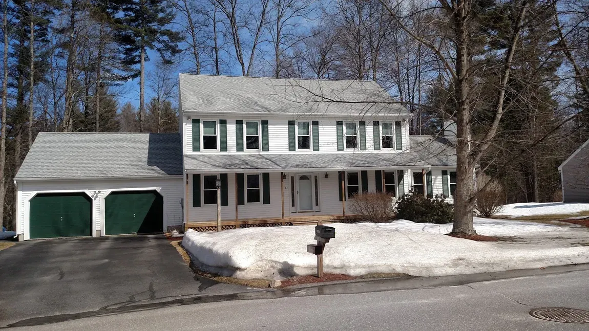 work photo from merrimackroofing.com