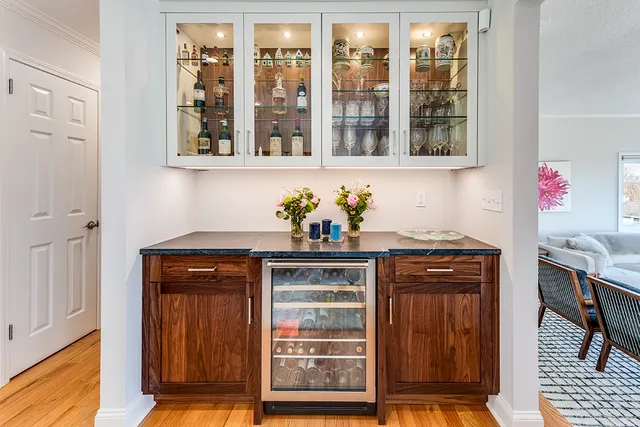 work photo from gedneykitchens.com