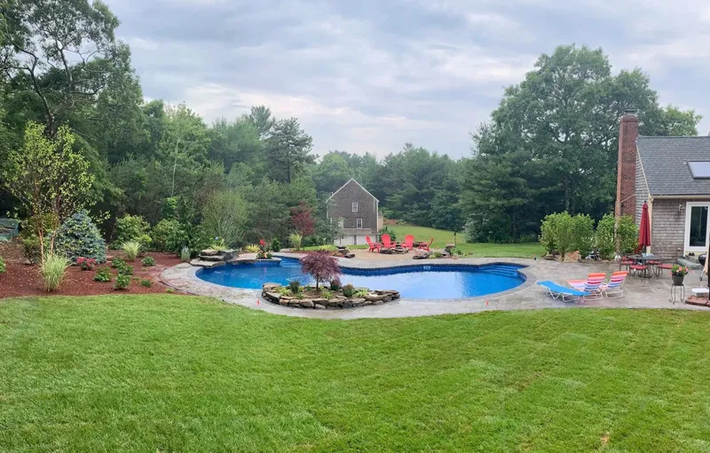 work photo from bearcepoolandlandscape.com