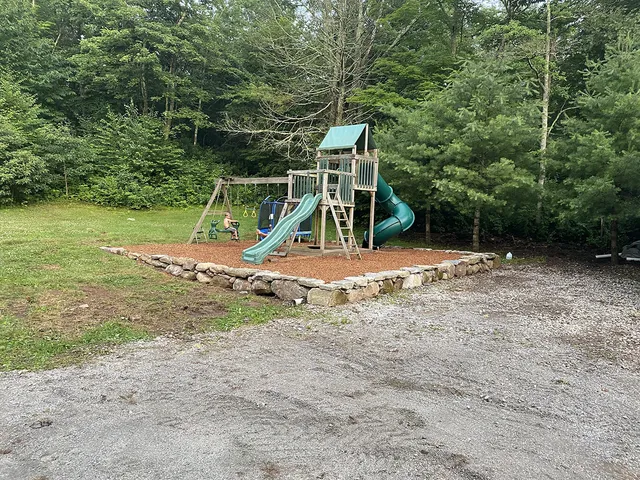work photo from rocklandfencect.com
