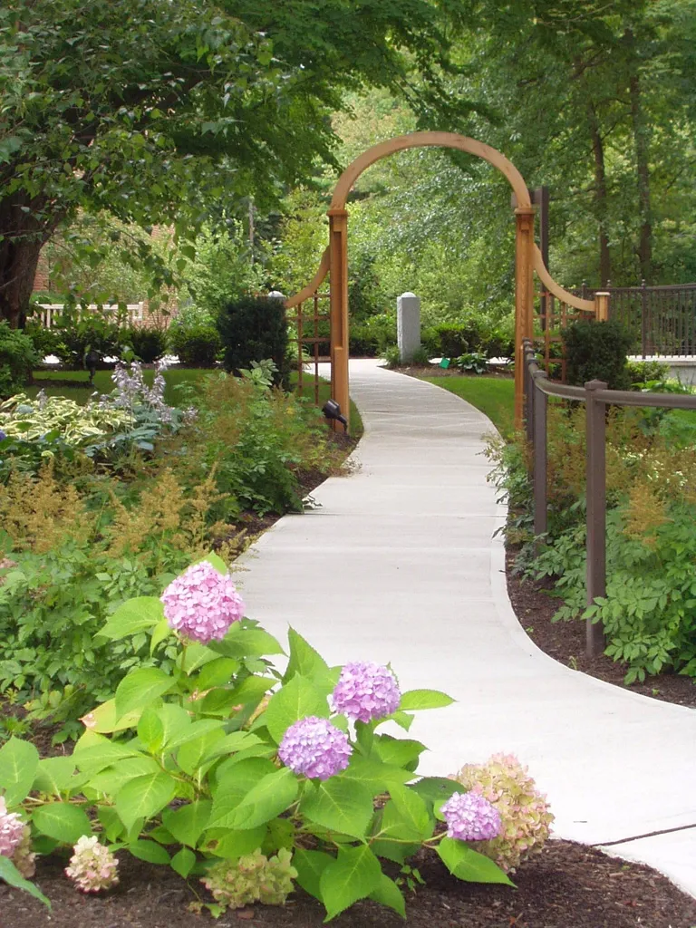 Dr. Harvey Zarren Healing Garden, Union Hospital, Lynn MA(5)