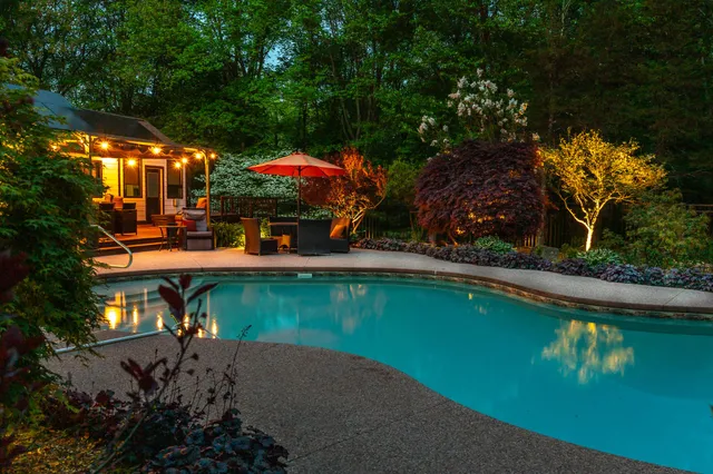 Garden Aglow work photo