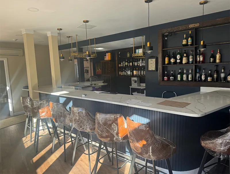 Restaurant Bar Finished