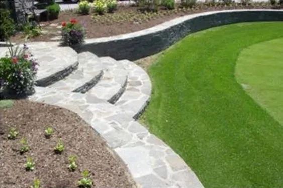 work photo from modernlandscapinganddesign.com