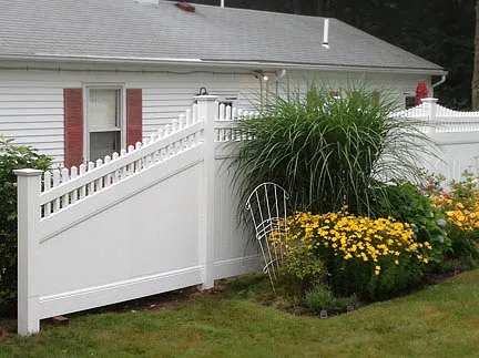 work photo from coastalfencemaine.com