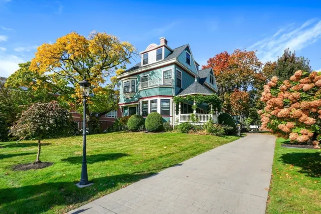 4 Melville Ave.