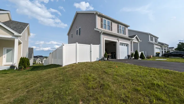 Perseu Fences Inc work photo