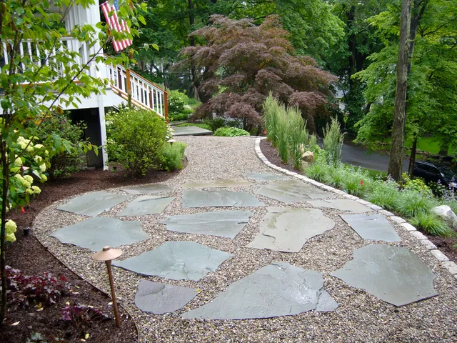 Cutn' Edge Landscaping work photo