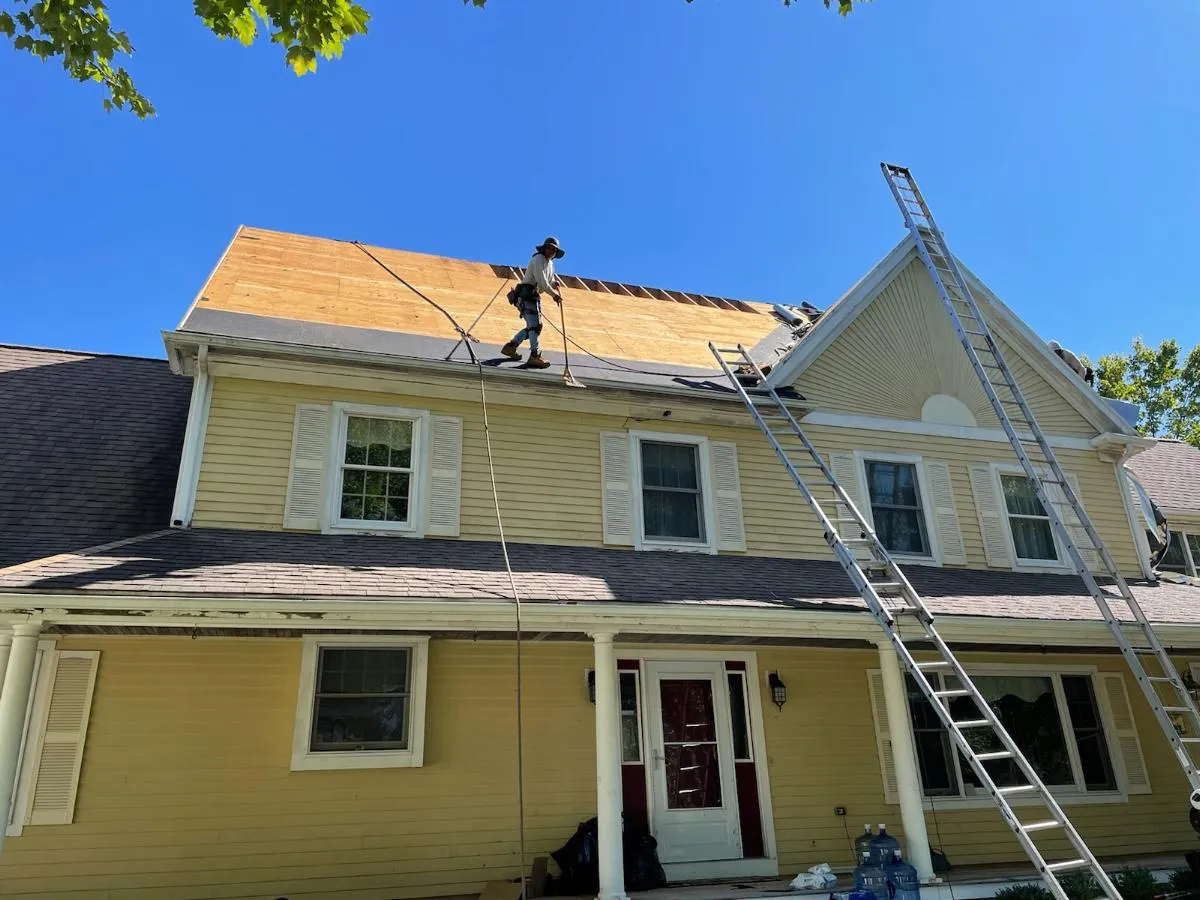 Storm King Roofing Corp