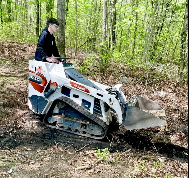 work photo from tybrettlenlawncare.com