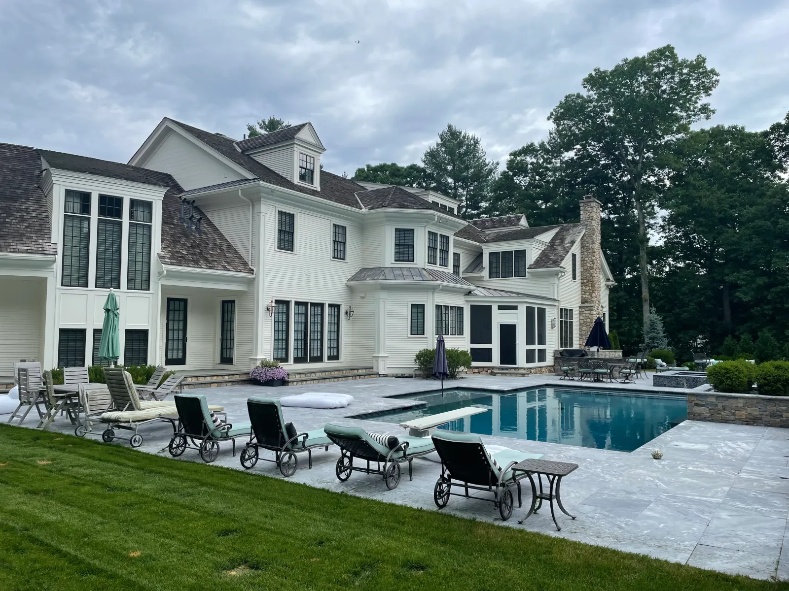 for MGR Painting & Cleaning in Everett, MA