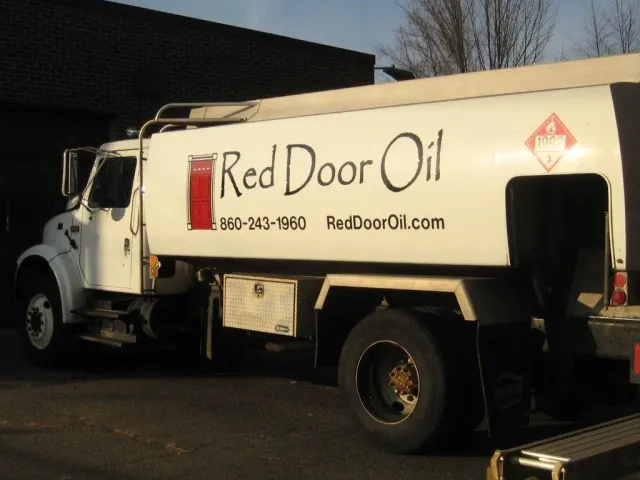 Red Door Oil work photo