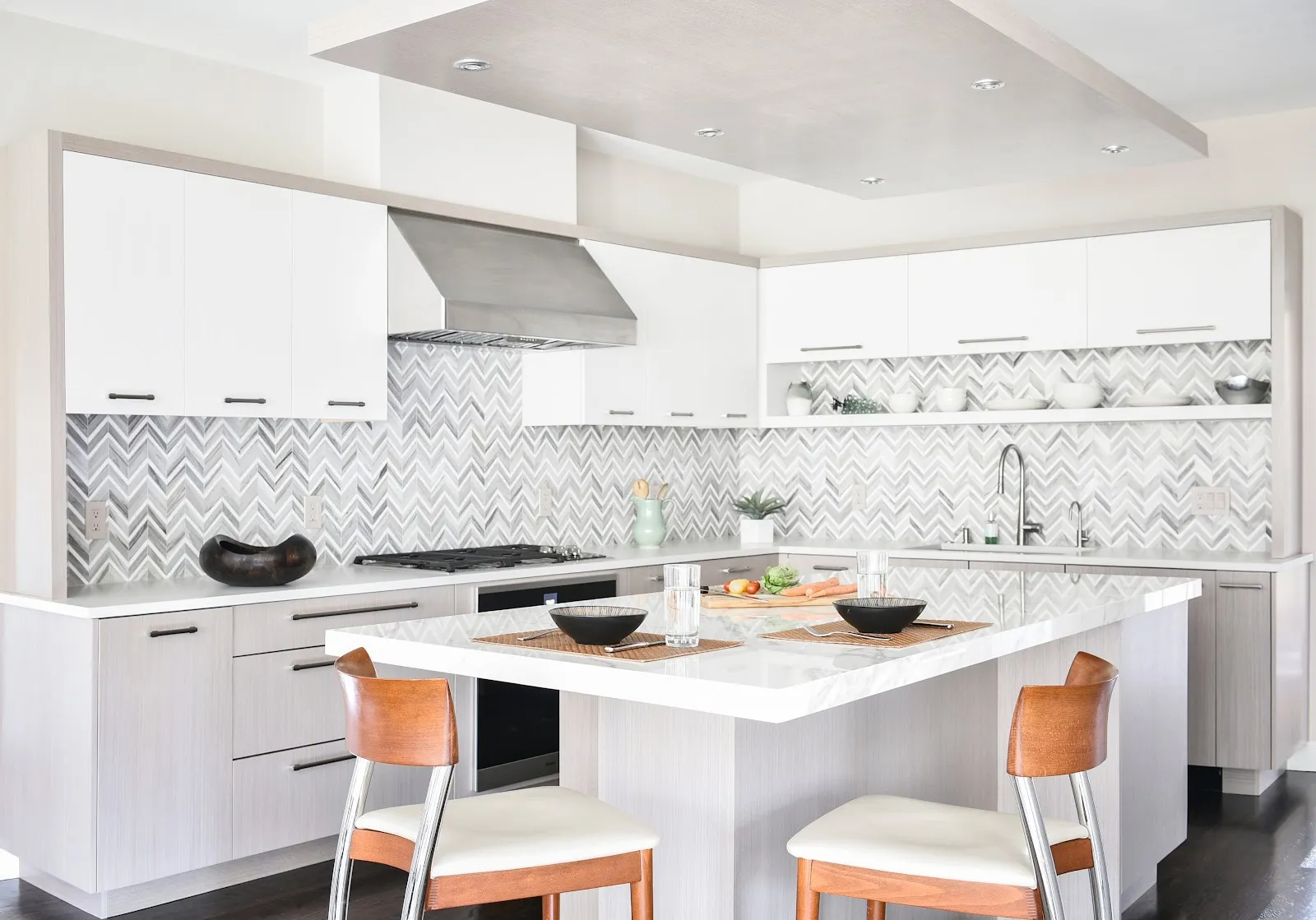 Right Angle Kitchens & Design Inc.