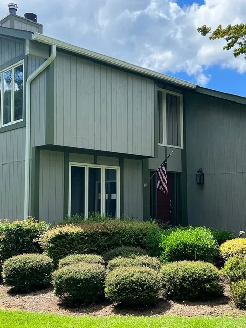 Seamless Gutter Installation — Hingham, MA