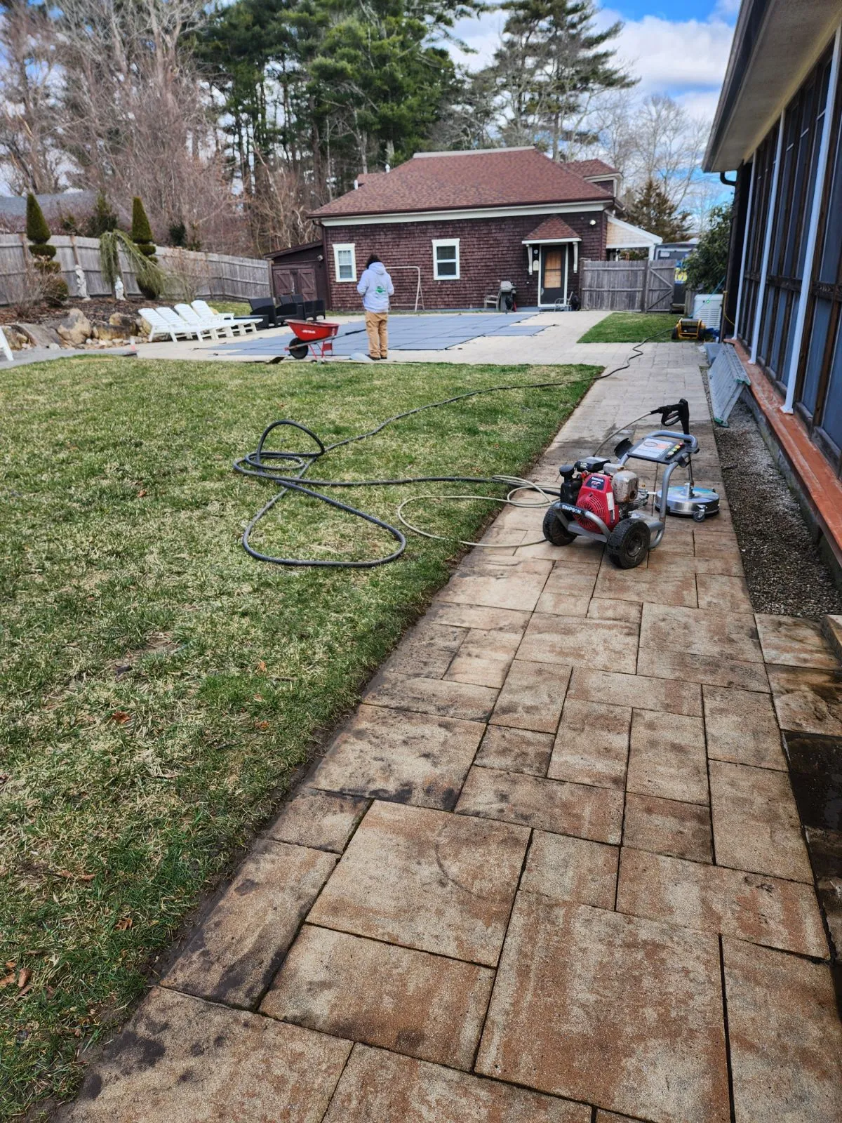 work photo from lawnsnmoreinc.com