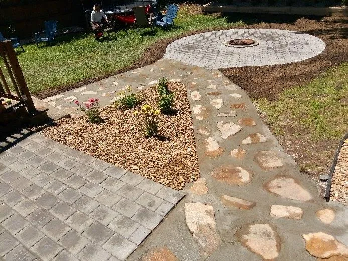 LEONEL'S LANDSCAPING