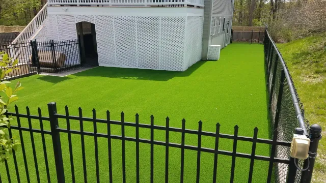 work photo from newenglandsyntheticgrass.com