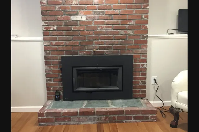 Installation of - The Regency Pro-Series Ci2701 large hybrid wood burning fireplace insert