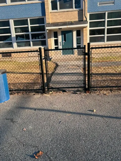 work photo from newwhitelandscapingandfence.com