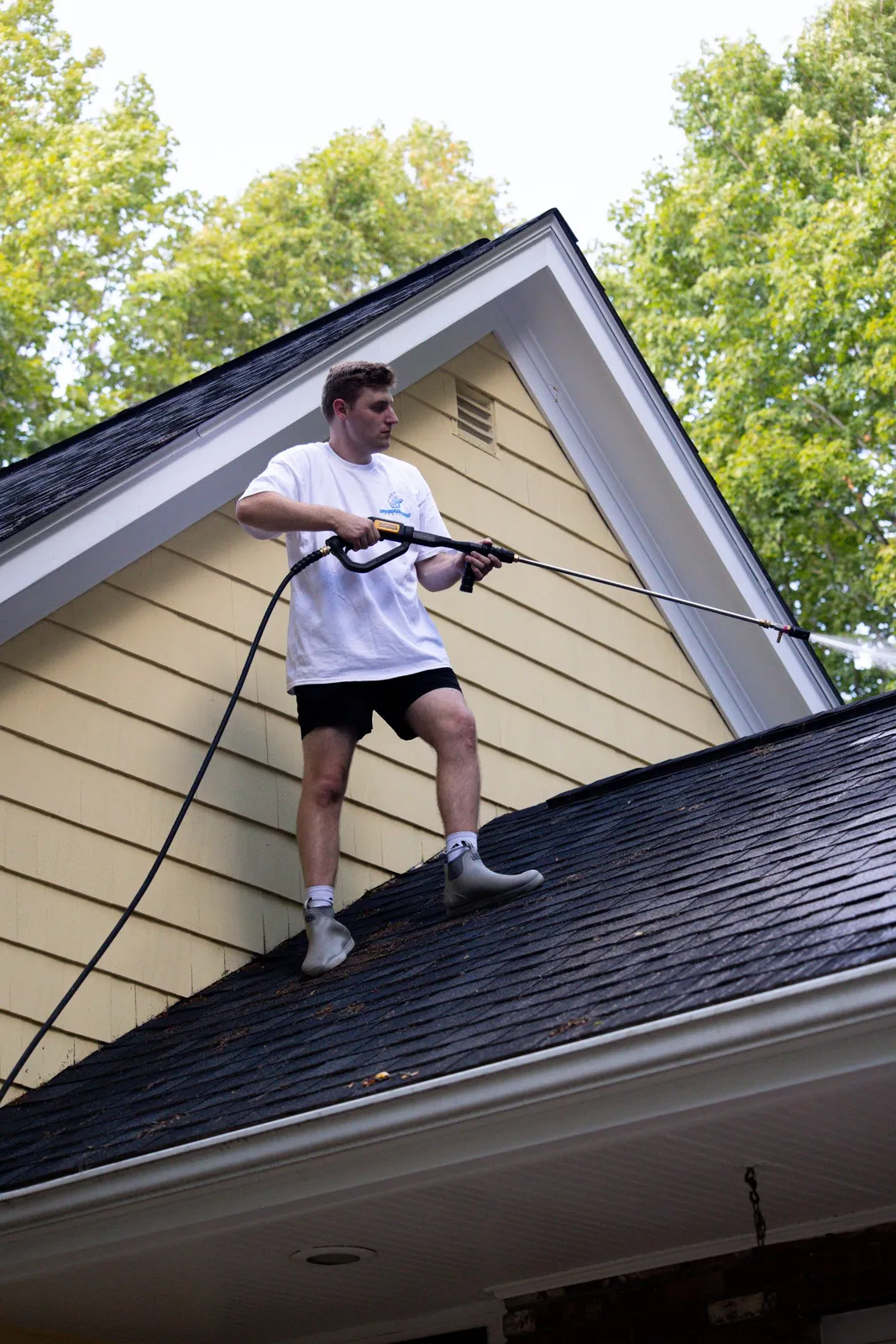 work photo from bubbleglowservices.com