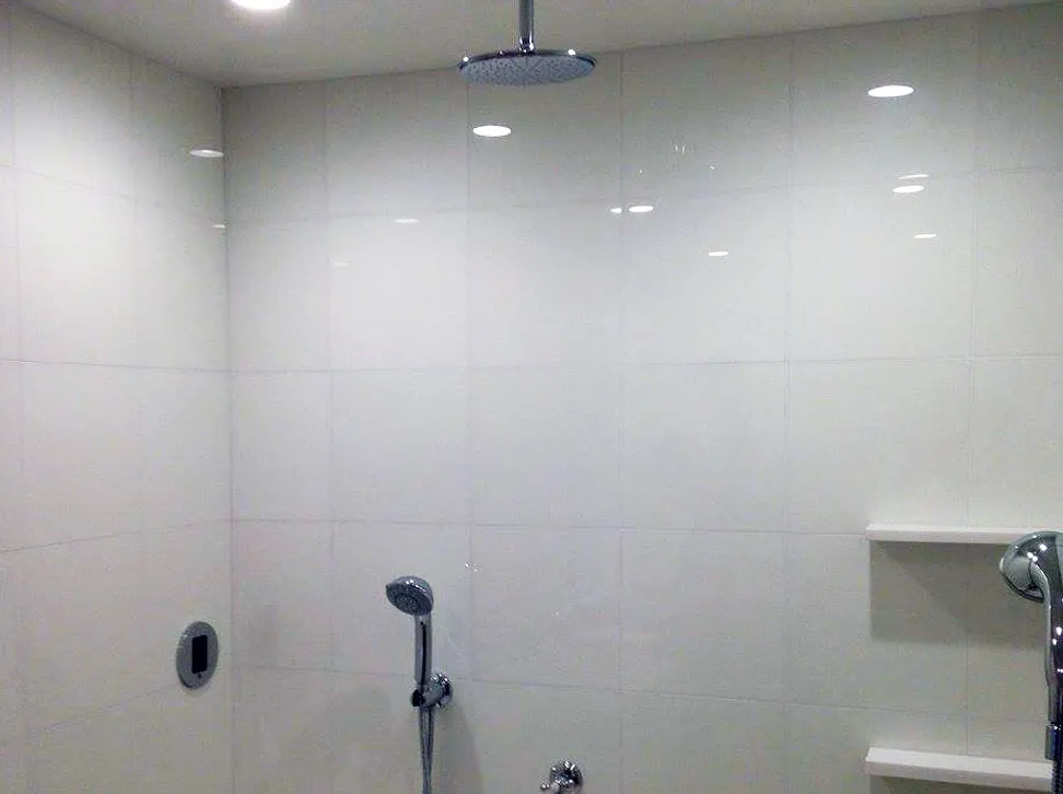 bathroom2
