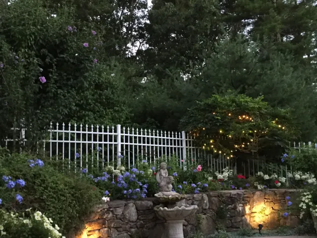 GARDEN DESIGNS BY KRISTEN researched project photo