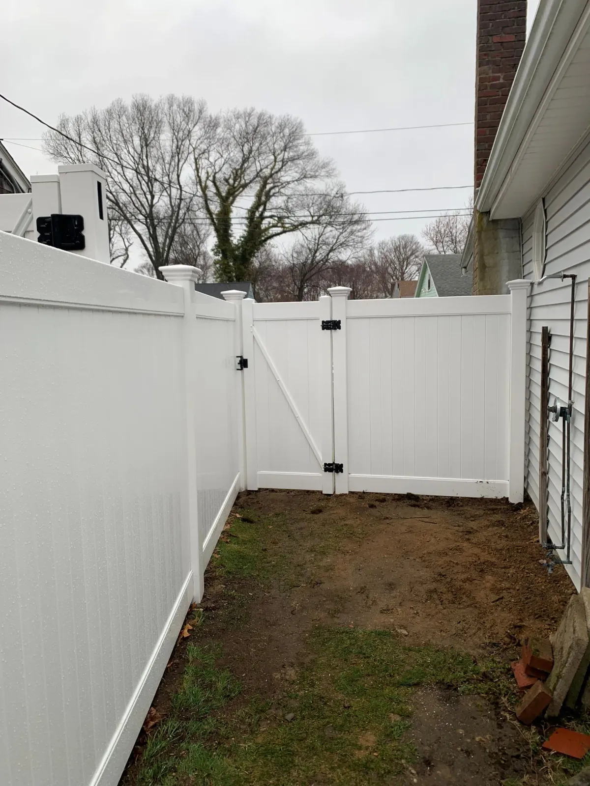 work photo from armstrongfence.com