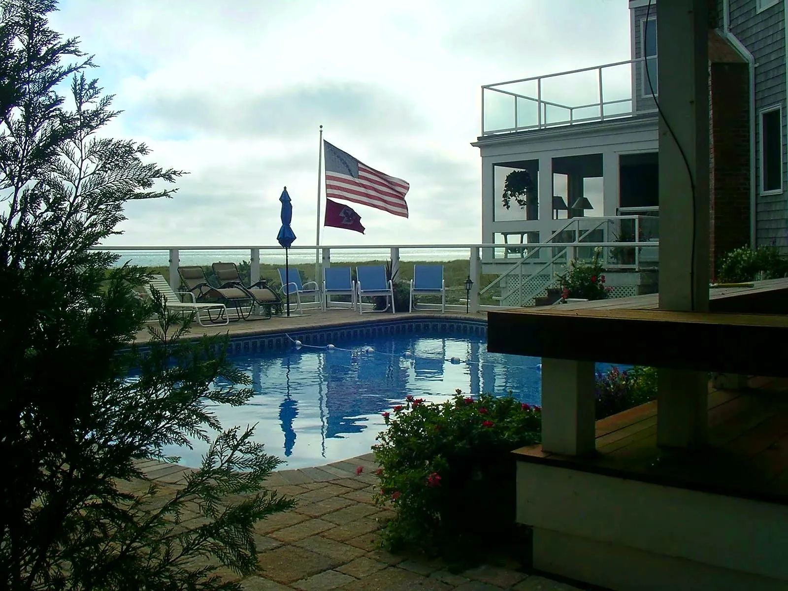 work photo from poolservicescapecod.com