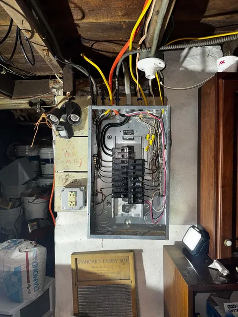 work photo from franciscopaulinoelectrician.com