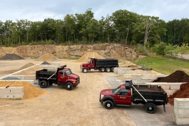 Mulch bins