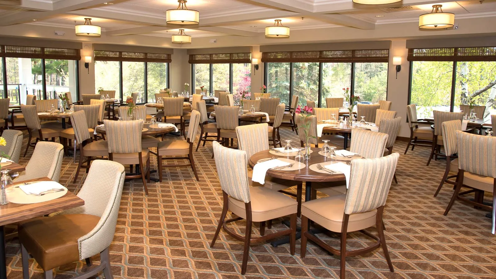 hospitality general contractor in MA