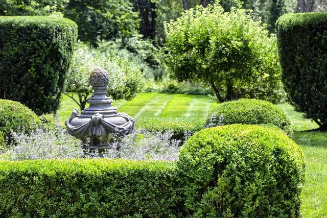 work photo from yardscapeslandscape.com