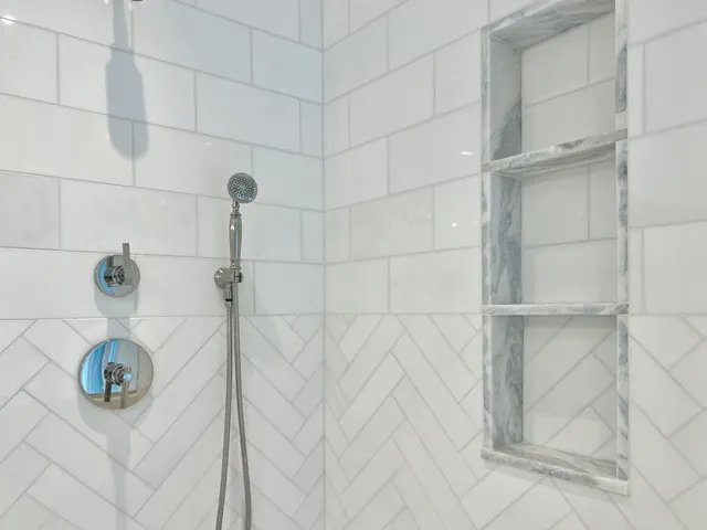 Silvestre Tile & Stone