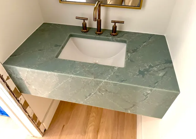 Emerstone Quartz Esmerelda