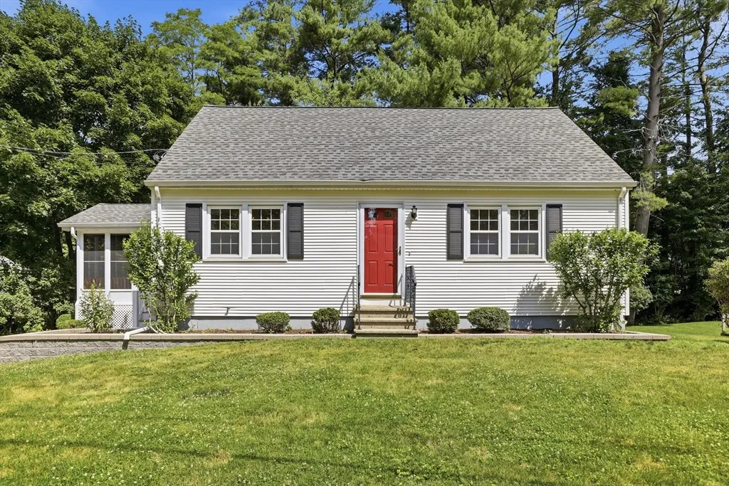 12 Hemlock Road