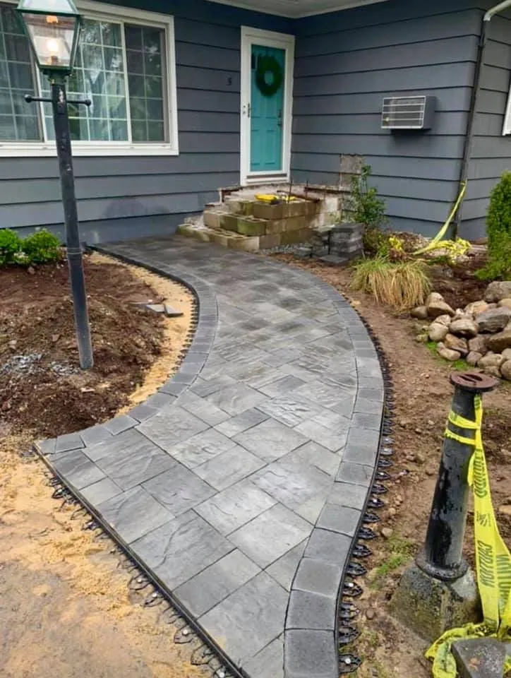 Currivan Green Company, INC Landscape Contractors