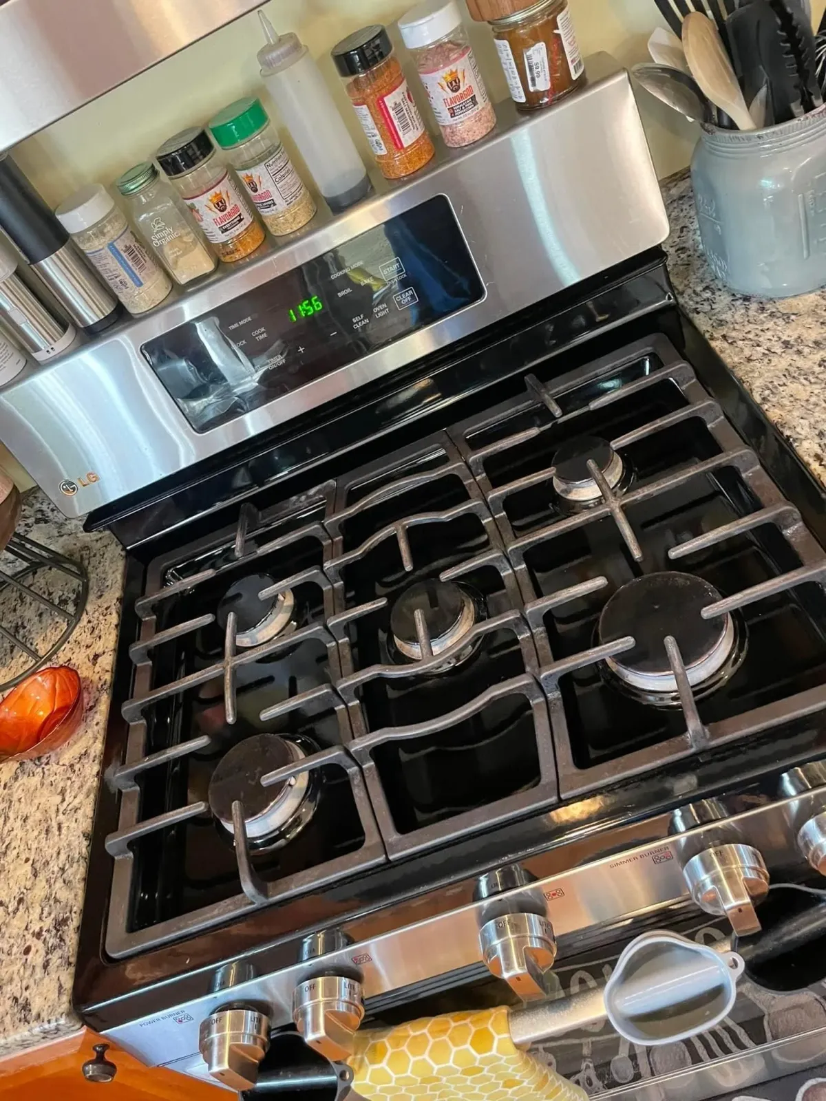 Stovetop after a kitchen clean
