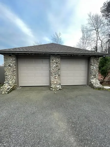 work photo from ossipeegaragedoors.com